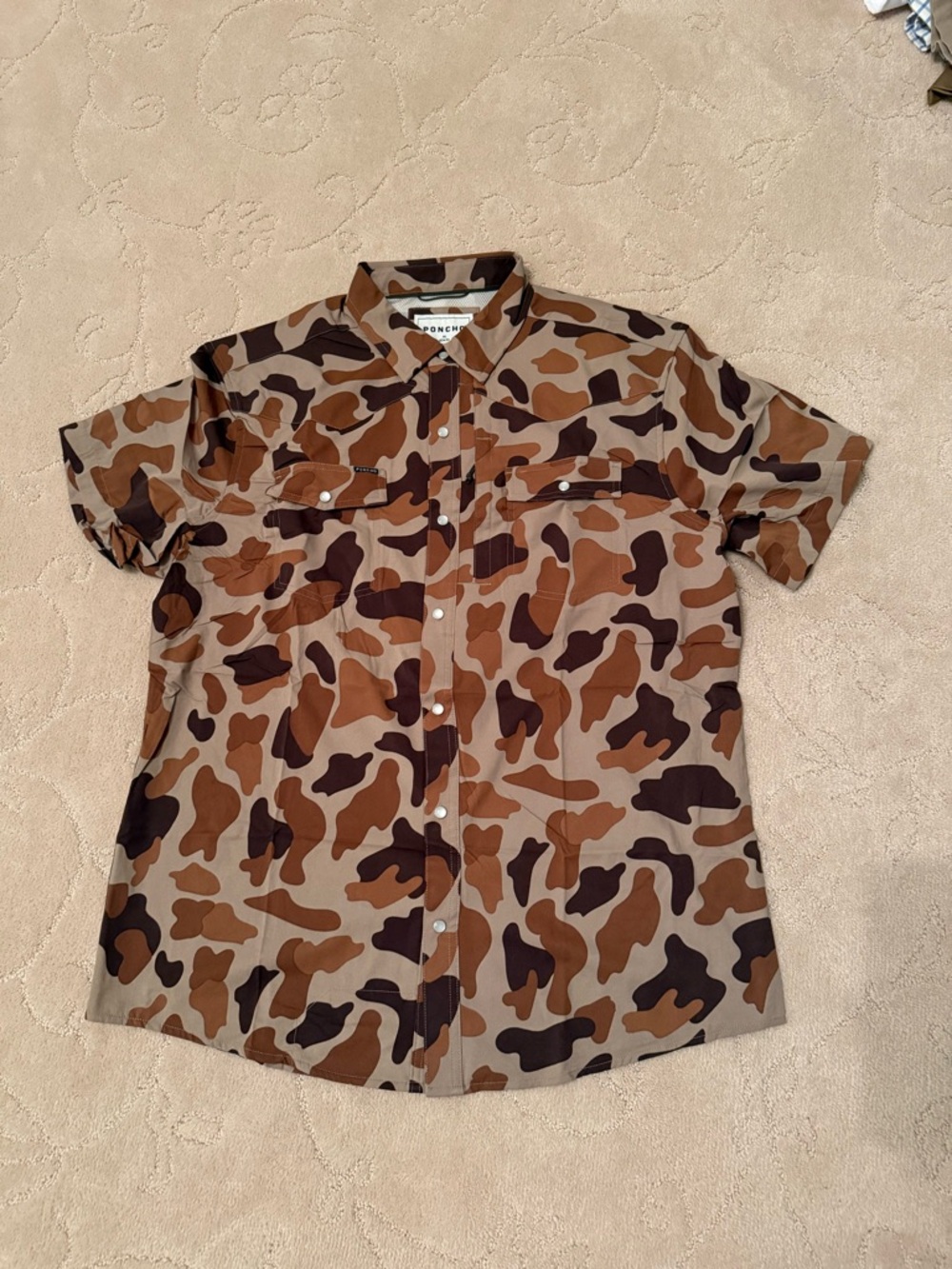 Men's Short-Sleeve Camo Button-Down Shirt in Brown - Paloma